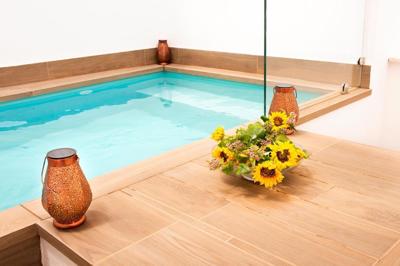 Apto. Maese Montanes. Centrico Con Piscina Privada Севилья Экстерьер фото